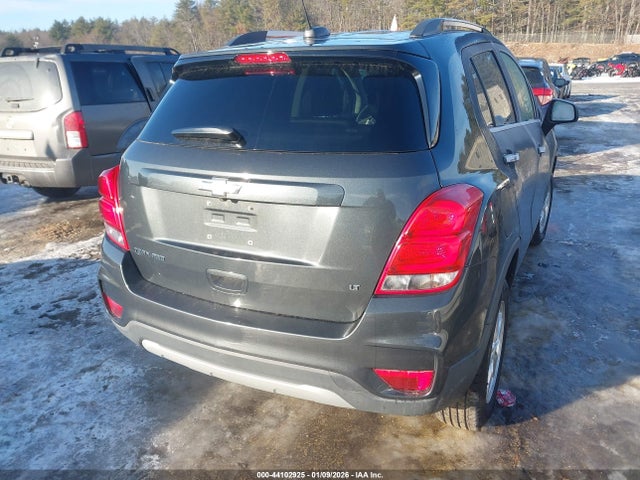 3GNCJPSB0JL164684 Chevrolet Trax Lt