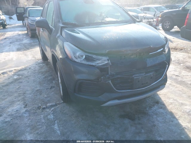 3GNCJPSB0JL164684 Chevrolet Trax Lt