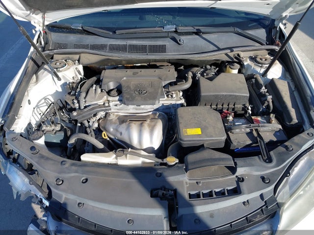 4T1BF1FK0FU016461 Toyota CAMRY SE