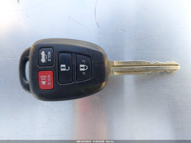 4T1BF1FK0FU016461 Toyota CAMRY SE