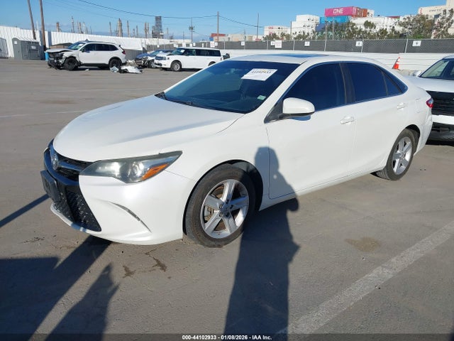 4T1BF1FK0FU016461 Toyota CAMRY SE
