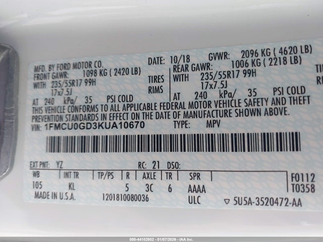1FMCU0GD3KUA10670 Ford ESCAPE SE