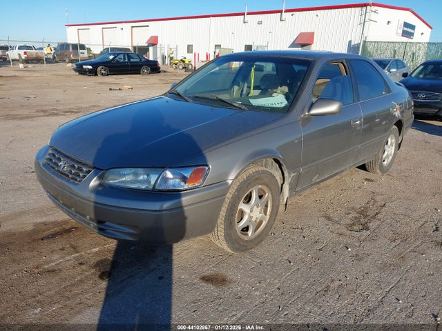 1999 TOYOTA CAMRY 4T1BG22K4XU592998 Photo 1