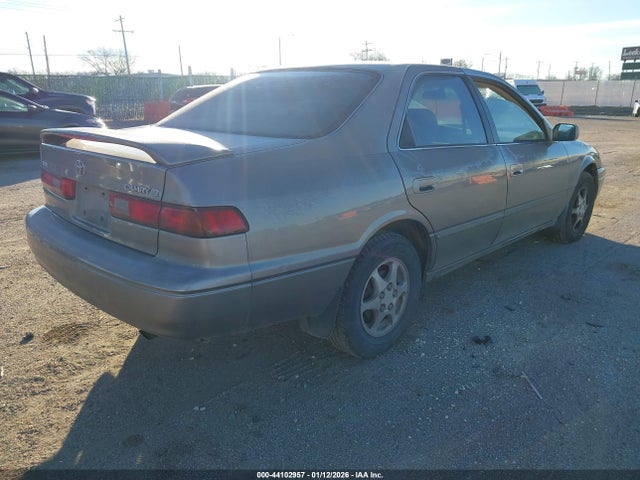 1999 TOYOTA CAMRY 4T1BG22K4XU592998 Photo 3