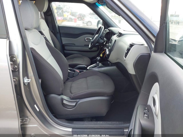 KNDJN2A27F7198951 KIA Soul