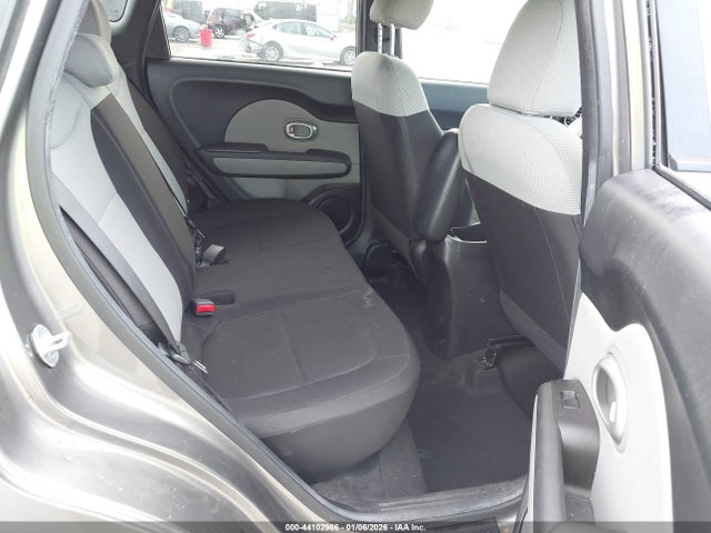 KNDJN2A27F7198951 KIA Soul