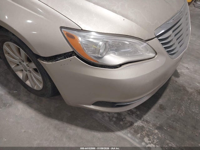 Продаж на аукціоні авто 2014 Chrysler 200 Limited, vin: 1C3CCBCG0EN157776, номер лоту: 44102998