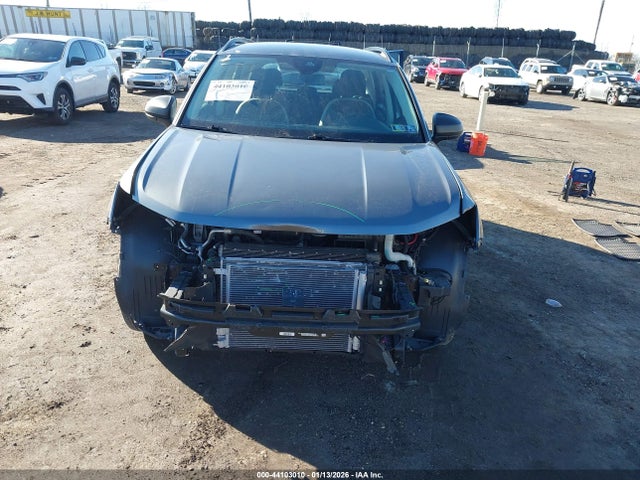 3VVDX7B21NM009400 Volkswagen Taos 1.5t S
