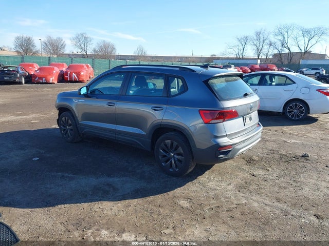 3VVDX7B21NM009400 Volkswagen Taos 1.5t S