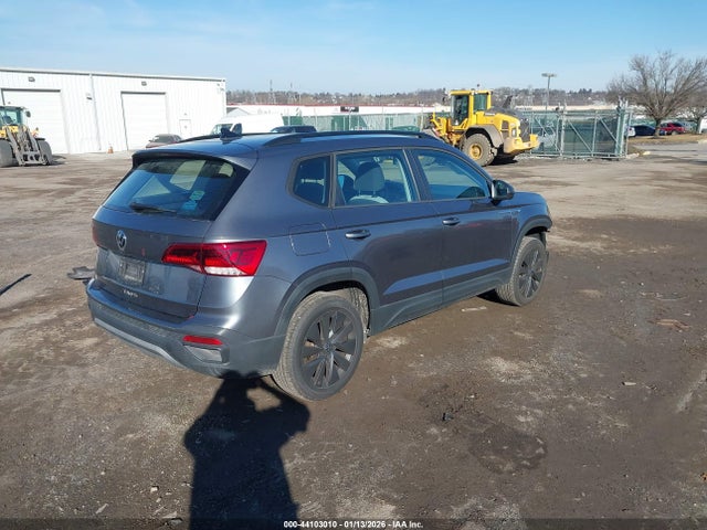 3VVDX7B21NM009400 Volkswagen Taos 1.5t S