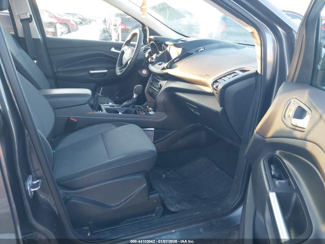 1FMCU9G93HUD59210 Ford ESCAPE SE
