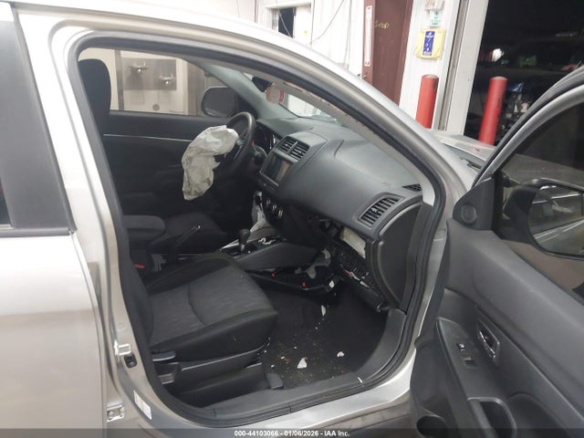2022 MITSUBISHI OUTLANDER SPORT JA4APUAU2NU014520 Photo 4