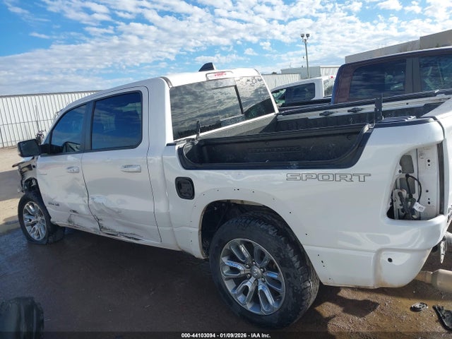 2021 Ram 1500 Laramie  4x4 5'7 Box მანქანა იყიდება აუქციონზე, vin: 1C6SRFJT9MN778775, აუქციონის ნომერი: 44103094
