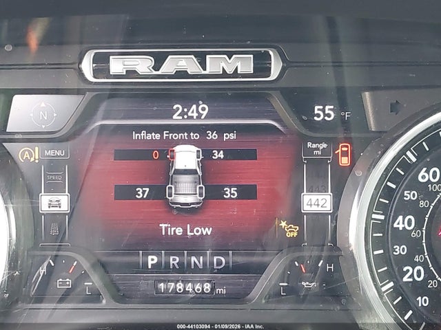 2021 Ram 1500 Laramie  4x4 5'7 Box მანქანა იყიდება აუქციონზე, vin: 1C6SRFJT9MN778775, აუქციონის ნომერი: 44103094