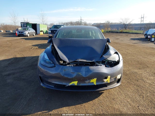 5YJ3E1EB6NF318180 Tesla Model 3 Long Range Dual Motor All-wheel Drive