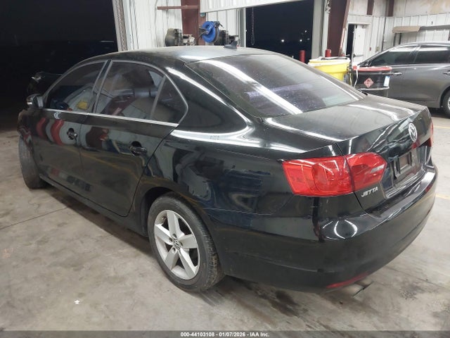 3VWD17AJ7EM328144 Volkswagen Jetta 1.8t Se