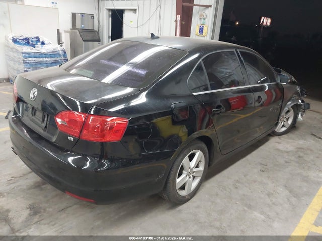 3VWD17AJ7EM328144 Volkswagen Jetta 1.8t Se