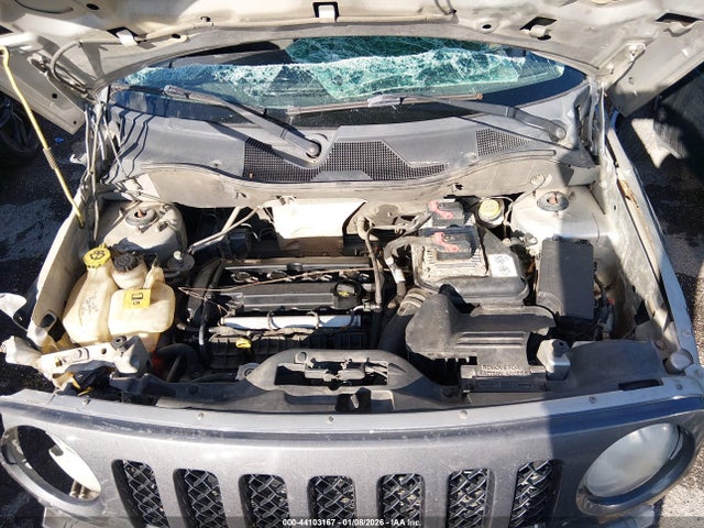 44103167 :رقم المزاد ، 1J4NT1GA0BD121103 vin ، 2011 Jeep Patriot Sport مزاد بيع
