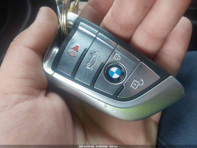 2017 BMW X5 5UXKR0C50H0V49763 Photo 10