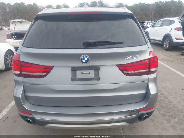 44103196 :رقم المزاد ، 5UXKR0C50H0V49763 vin ، 2017 Bmw X5 Xdrive35i مزاد بيع