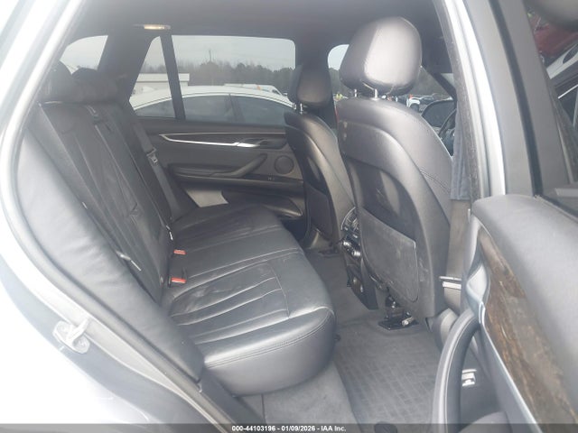 2017 BMW X5 5UXKR0C50H0V49763 Photo 7