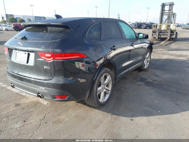 2017 JAGUAR F-PACE SADCL2BV9HA047367 Photo 3