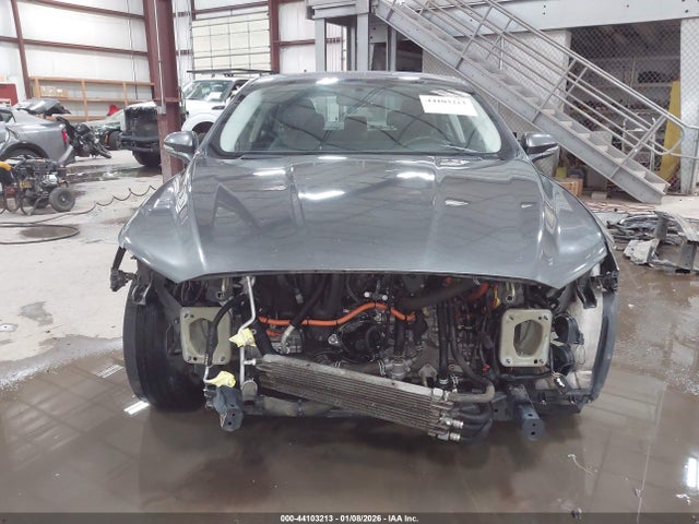 3FA6P0LU0FR172757 Ford Fusion Hybrid Se