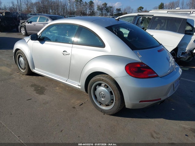 Продаж на аукціоні авто 2012 Volkswagen Beetle 2.5l, vin: 3VWJP7AT0CM621304, номер лоту: 44103216