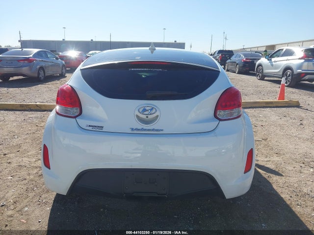 Продажа на аукционе авто 2015 Hyundai Veloster Flex, vin: KMHTC6AD2FU220536, номер лота: 44103250