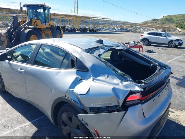 JTDACAAU5T3065917 Toyota Prius Le