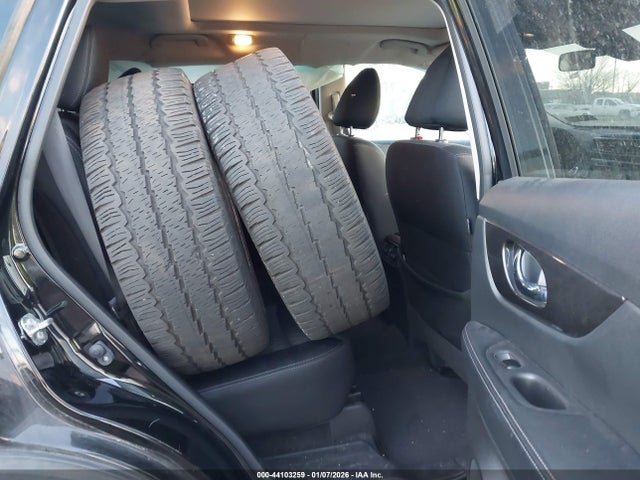 JN8AT2MV1KW387854 Nissan ROGUE SV