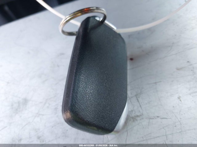 KNDCR3LE4R5205798 KIA NIRO EX
