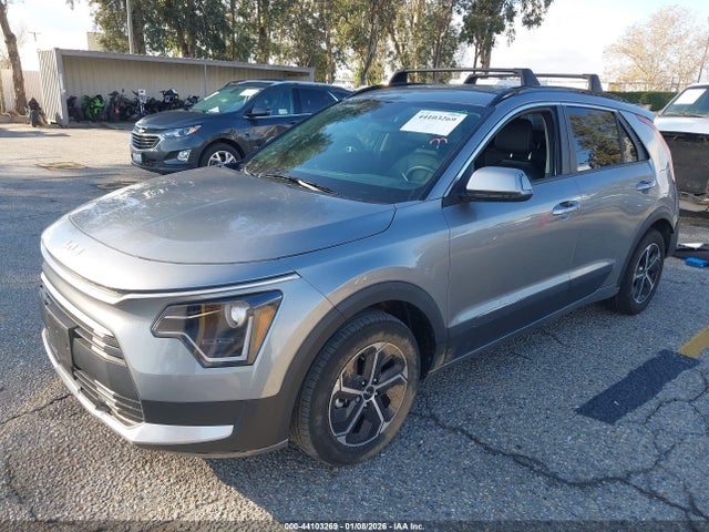 KNDCR3LE4R5205798 KIA NIRO EX