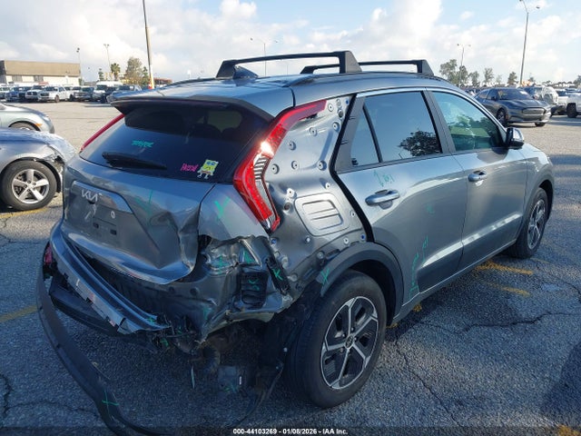 KNDCR3LE4R5205798 KIA NIRO EX