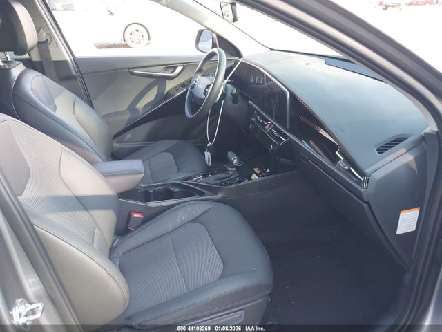 KNDCR3LE4R5205798 KIA NIRO EX