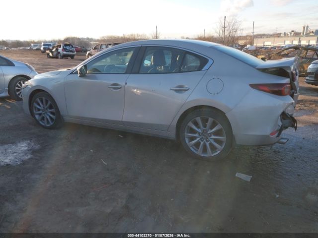2022 MAZDA MAZDA3 3MZBPACL7NM314701 Photo 2