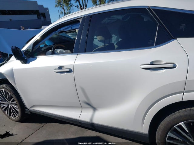 JTJCHMAA4R2014700 Lexus RX 350