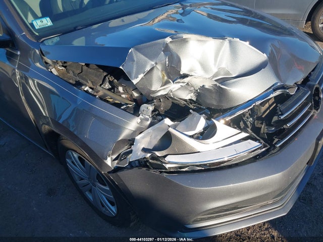 3VW167AJ9HM231231 Volkswagen Jetta 1.4t S