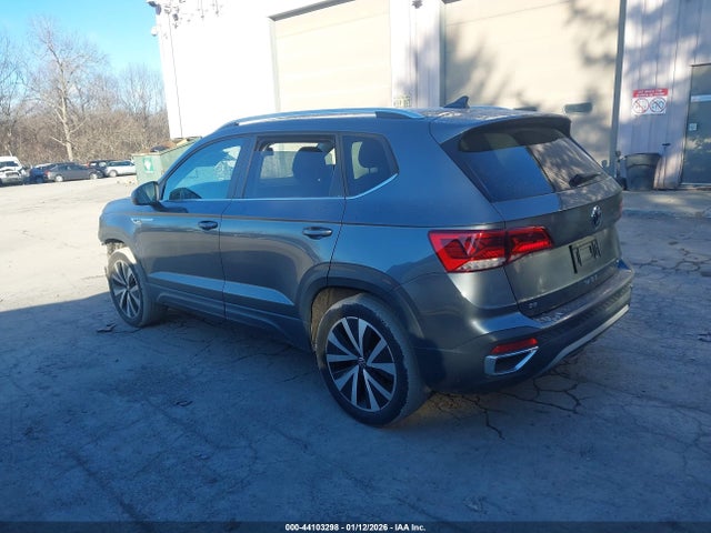 2022 VOLKSWAGEN TAOS 3VVWX7B23NM033500 Photo 2