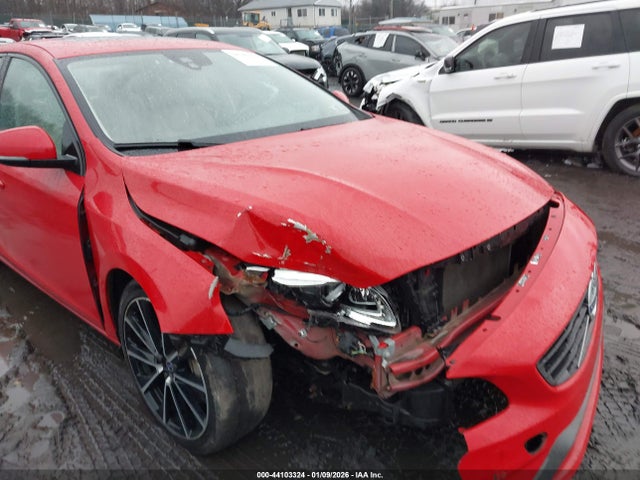 2017 VOLVO S60 YV140MTL8H2437463 Photo 5