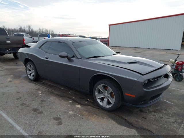 44103326 :رقم المزاد ، 2C3CDZAG4KH751221 vin ، 2019 Dodge Challenger Sxt مزاد بيع