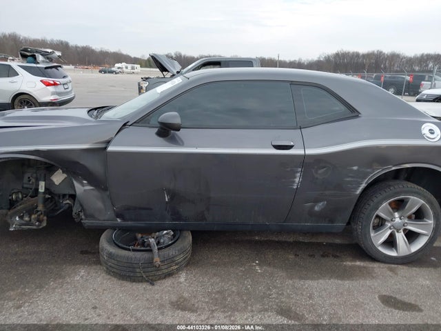 44103326 :رقم المزاد ، 2C3CDZAG4KH751221 vin ، 2019 Dodge Challenger Sxt مزاد بيع
