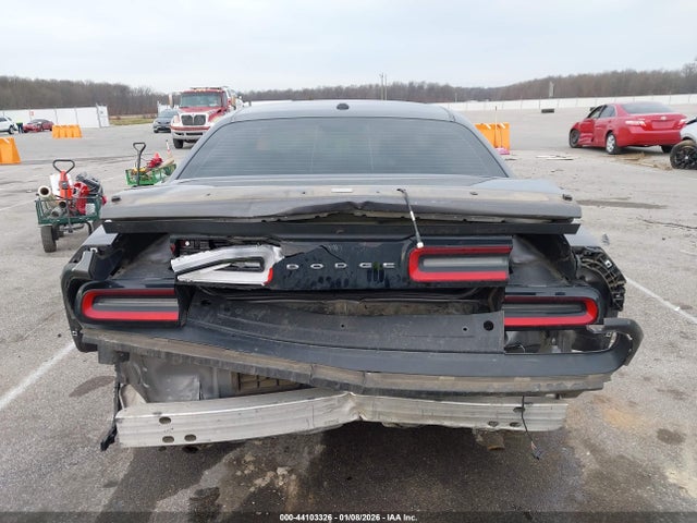 44103326 :رقم المزاد ، 2C3CDZAG4KH751221 vin ، 2019 Dodge Challenger Sxt مزاد بيع