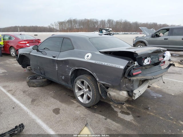 44103326 :رقم المزاد ، 2C3CDZAG4KH751221 vin ، 2019 Dodge Challenger Sxt مزاد بيع