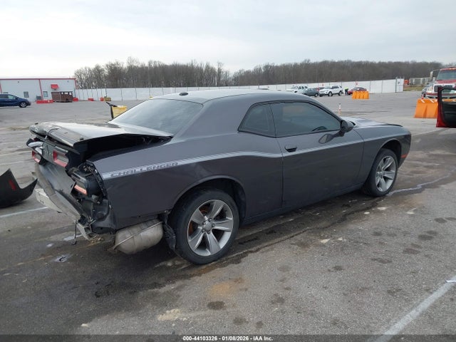 44103326 :رقم المزاد ، 2C3CDZAG4KH751221 vin ، 2019 Dodge Challenger Sxt مزاد بيع