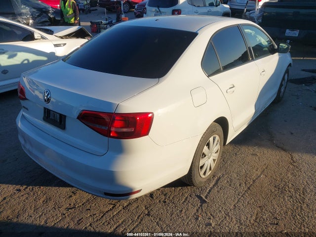 3VW2K7AJ9FM296979 Volkswagen Jetta 2.0l S