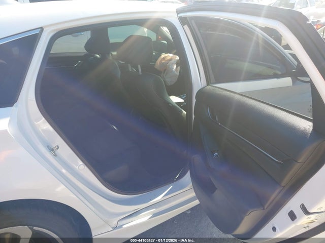 1HGCV1F38LA151223 Honda Accord Sport