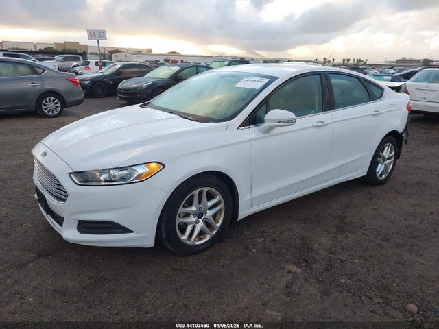 Ford FUSION SE 2016 3FA6P0H74GR240062 Image 2