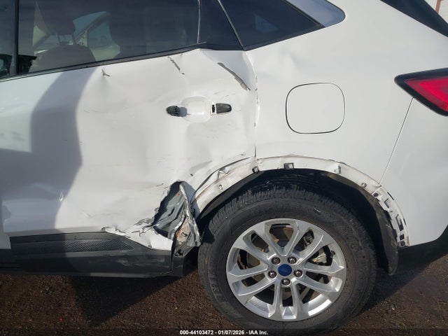 1FMCU0BZ1MUB12054 Ford Escape Se Hybrid