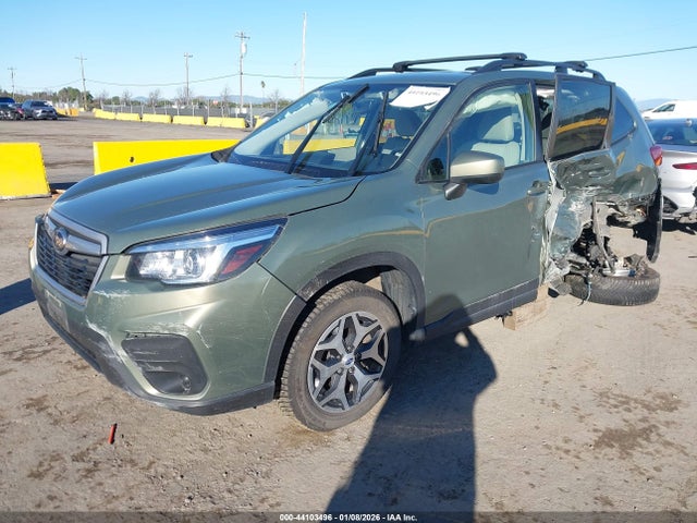 JF2SKAJC1LH523763 Subaru Forester Premium